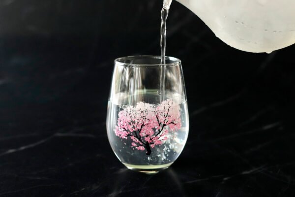月光冷感杯 櫻花 - single glass with water