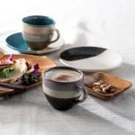 Aito 美濃燒杯碟 6件套裝，包括兩隻美濃燒杯及碟和兩隻小方木碟，展現獨特的釉面圖案和美式風格。 圖3