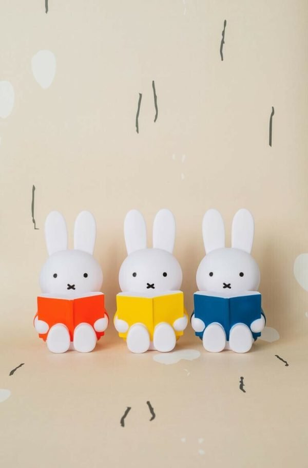 Miffy 造型存錢罐 - 閱讀款藍色、紅色與黃色(M)