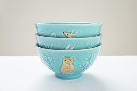 Yoshizawa 益子燒森林動物飯碗三個疊起的樣子